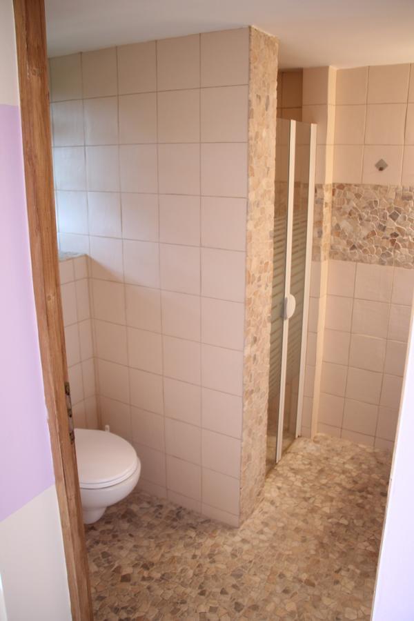 Bed and Breakfast Lo Petit Cretsou Simeyrols Екстер'єр фото