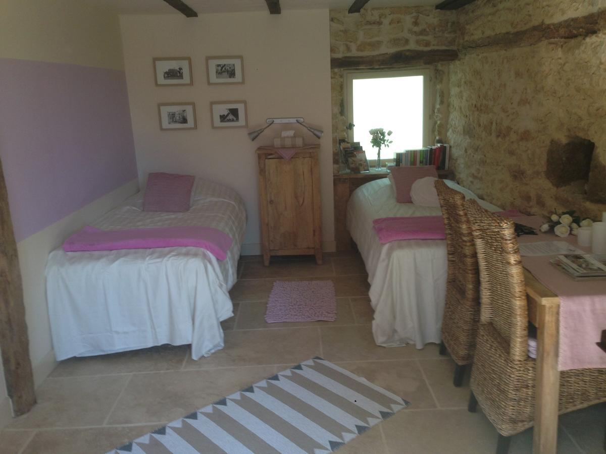 Bed and Breakfast Lo Petit Cretsou Simeyrols Екстер'єр фото