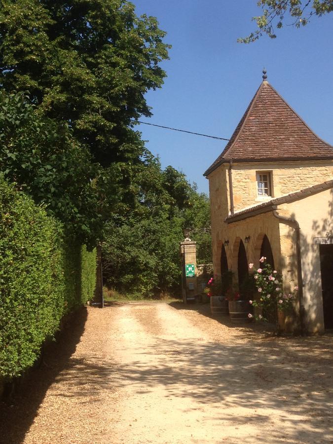Bed and Breakfast Lo Petit Cretsou Simeyrols Екстер'єр фото